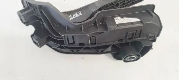 Volkswagen Golf V Accelerator throttle pedal 1K2721503M