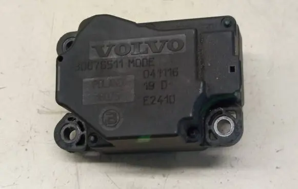 Volvo XC70 Air flap motor/actuator 30676511 16075