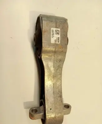 Mini Cooper Countryman F60 Engine mount bracket 6885788 040624 17276810