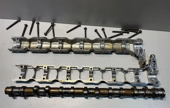 BMW 3 E92 E93 Camshaft 7521596