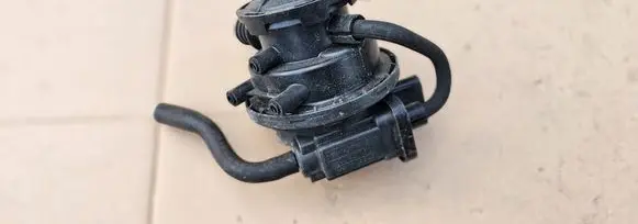 Porsche Cayenne (92A) Vacuum pump 7l0906271c