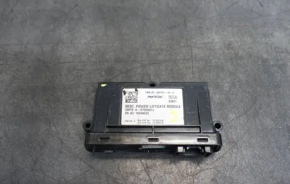 Tesla Model S Tailgate/trunk control unit/module 1007511-00-A