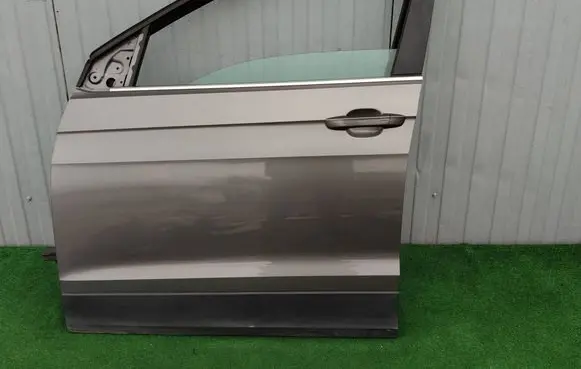 Volkswagen T-Cross Front door 