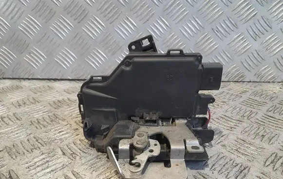 Audi A6 S6 C5 4B Front door lock