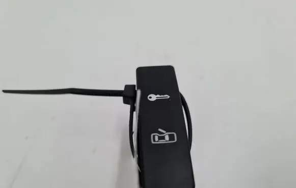 Central locking switch button