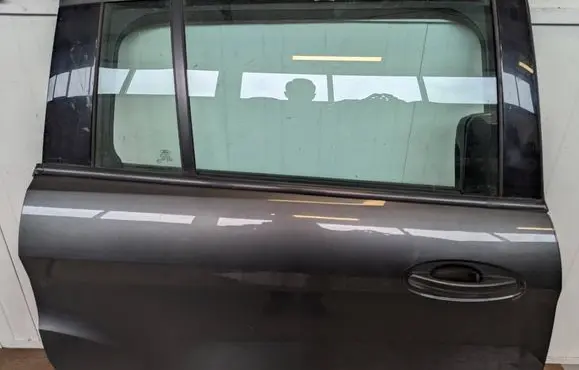 Ford Grand C-MAX Rear door