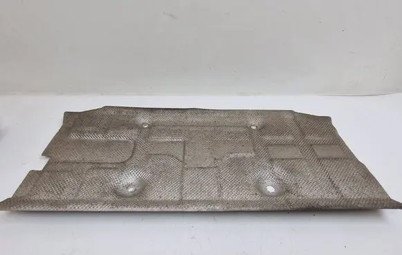 Nissan Qashqai Exhaust heat shield 74772JD00A