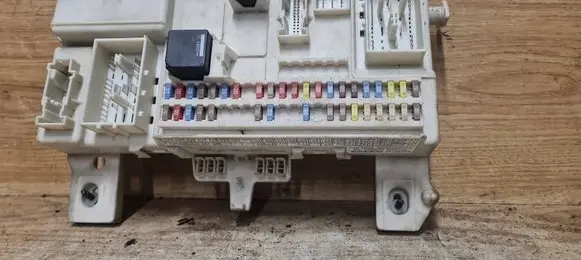 Volvo S40 Fuse box set 31254749