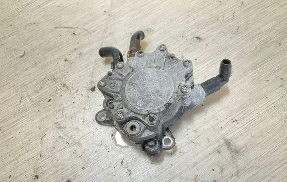 Volkswagen Golf V Fuel injection high pressure pump 03G145209