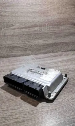 Ford Galaxy Engine control unit/module ECU 038906019NB 0281011821