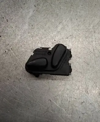 Mercedes-Benz E W210 Seat control switch 2108213851 03463825
