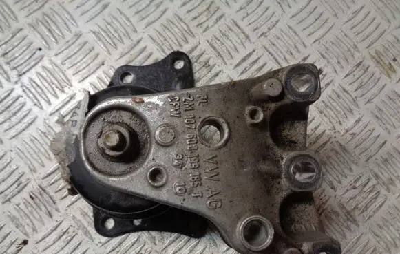 Seat Ibiza IV (6J,6P) Engine mount bracket 6Q0199185T 6Q0199262BF