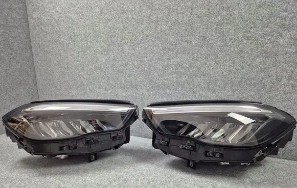 Mercedes-Benz B W247 Headlights/headlamps set 