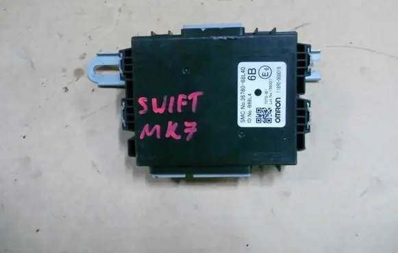 Suzuki Swift II Voltage converter/converter module 3678068L40