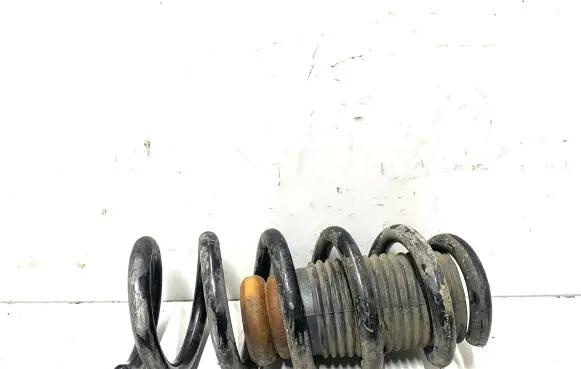 BMW M5 F90 Front coil spring 1234567
