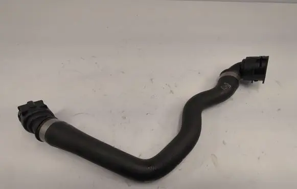 BMW 7 G11 G12 Engine coolant pipe/hose 17128602676 8602676