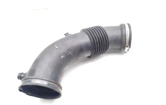Air intake hose/pipe