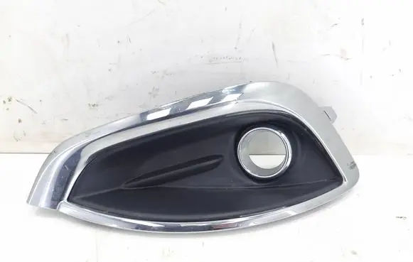 Chrysler Pacifica Fog light bracket 65620K T4995 68229006AA