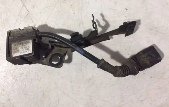 Audi A8 S8 D3 4E Air suspension front height level sensor 4E0616576K 15179200662