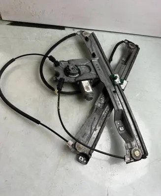Renault Clio III Front door electric window regulator 400857