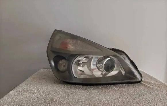Renault Espace IV Headlight/headlamp