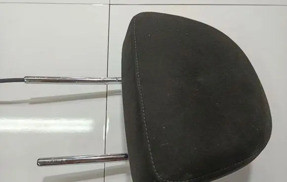 Opel Insignia A Front seat headrest 