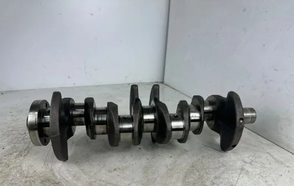 Volkswagen Touran II Crankshaft 03L101 CAY