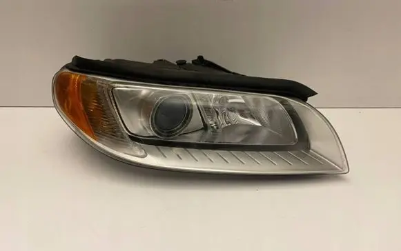 Volvo V70 Headlight/headlamp 31214348 6333200001