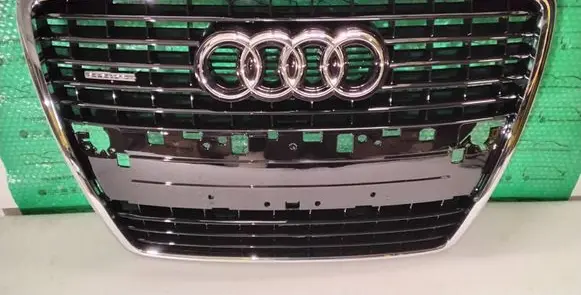Audi A8 S8 D3 4E Front bumper upper radiator grill 4E0853653 4E0853653AC 4E0853651AE
