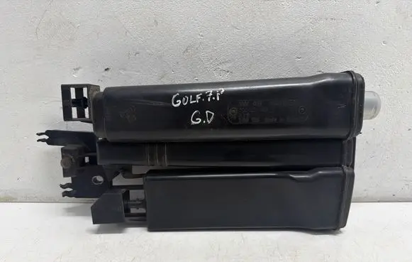 Volkswagen Golf VII Active carbon filter fuel vapour canister 5Q0201801