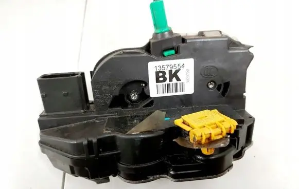 Opel Ampera Rear door lock 13579554
