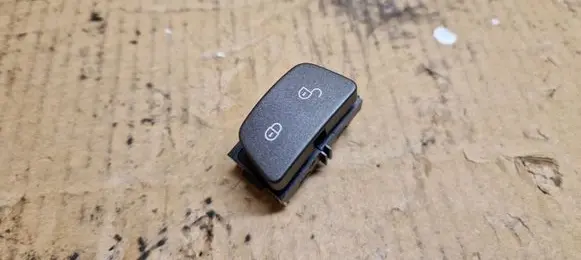 Land Rover Evoque I Central locking switch button BJ3214017AB 10022705 SN5002511203027