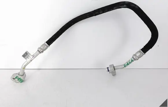 Air conditioning (A/C) pipe/hose