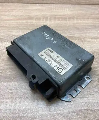 Opel Omega B1 Engine control unit/module ECU 90492381 0261203587