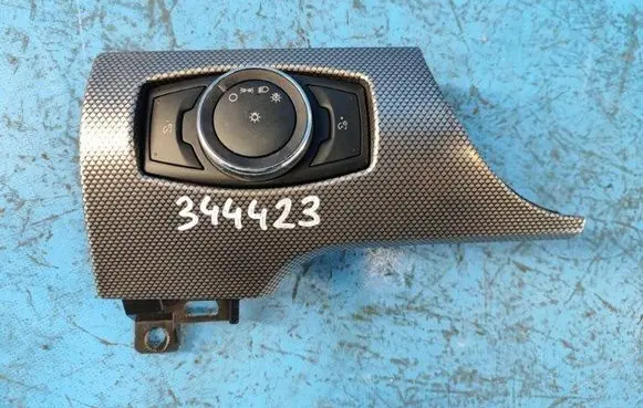 Ford Mustang VI Central body control module DG9T13D061CEW
