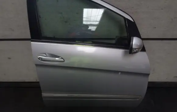 Mercedes-Benz B W245 Door (2 Door Coupe) 