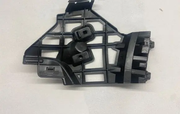 Volkswagen Passat Alltrack Front bumper mounting bracket 3g0807178f