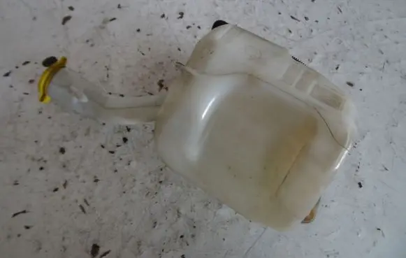 Opel Corsa D Lamp washer fluid tank 
