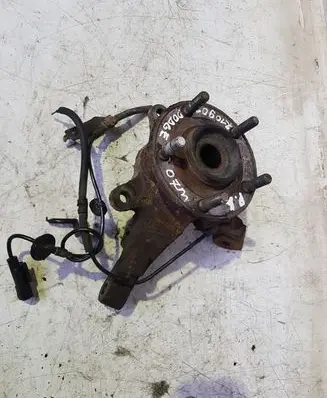 Dodge Caliber Front wheel hub