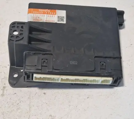 Toyota Prius (XW30) Other control units/modules 8865047062 1777006681