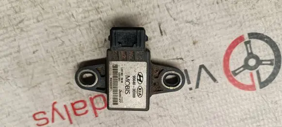 KIA Sorento ESP acceleration yaw rate sensor 956403E000 1231981