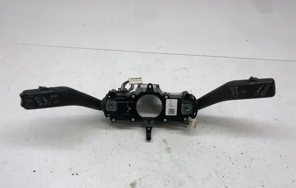 Skoda Yeti (5L) Wiper turn signal indicator stalk/switch 5K0953502M 5K0953521AT