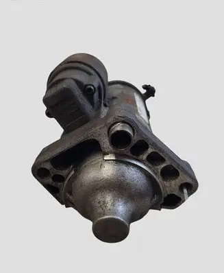 Volvo V70 Starter motor 30659576