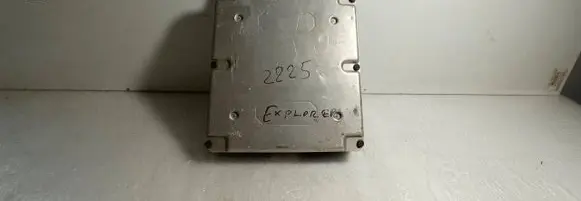 Ford Explorer Engine control unit/module ECU F67F12A650 F67F12A650DC DLFHB02BL2Z4