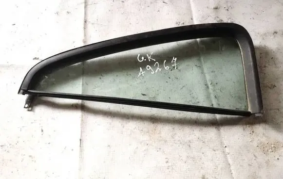 Honda CR-V Rear vent window glass 