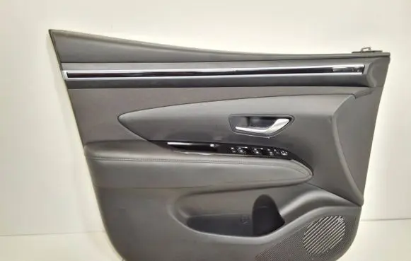 Hyundai Tucson IV NX4 Sliding door card 82370N7010