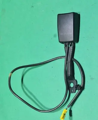 Mercedes-Benz C W203 Front seatbelt buckle 2038600169