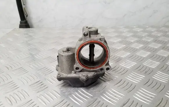 Audi A8 S8 D4 4H Throttle valve 057128063E