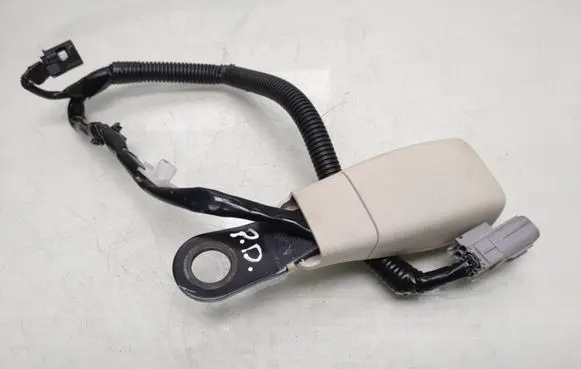 Lexus SC 430 Front seatbelt buckle 15296