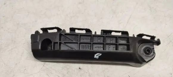 Toyota Yaris Front bumper mounting bracket 525350d090